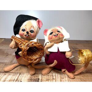 2 Annalee Dolls Pilgrim Boy and Girl Thanksgiving 307601, 307701 Tags & Org Bag